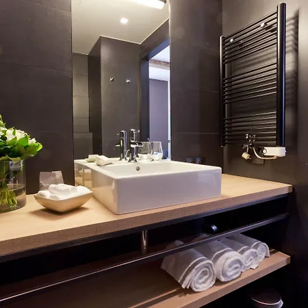 Neuvice Hotel 3*